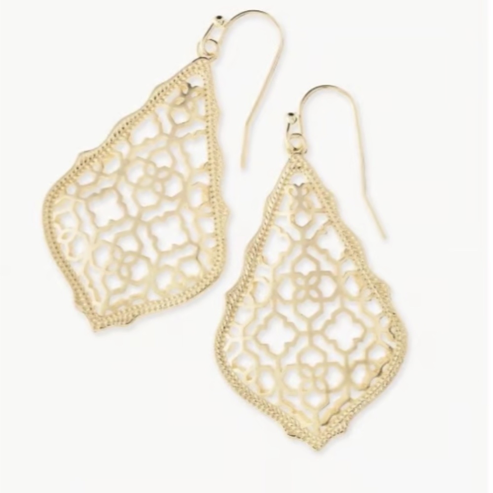 Kendra Scott “Addie” Drop Earrings in Gold Filigree NWT